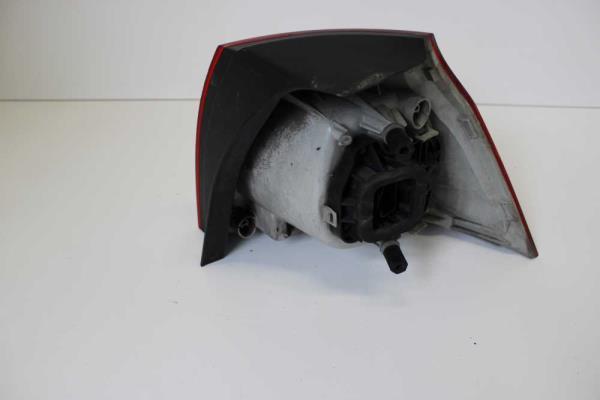 FEU ARRIERE GAUCHE EXTERIEUR VW - Vue 2